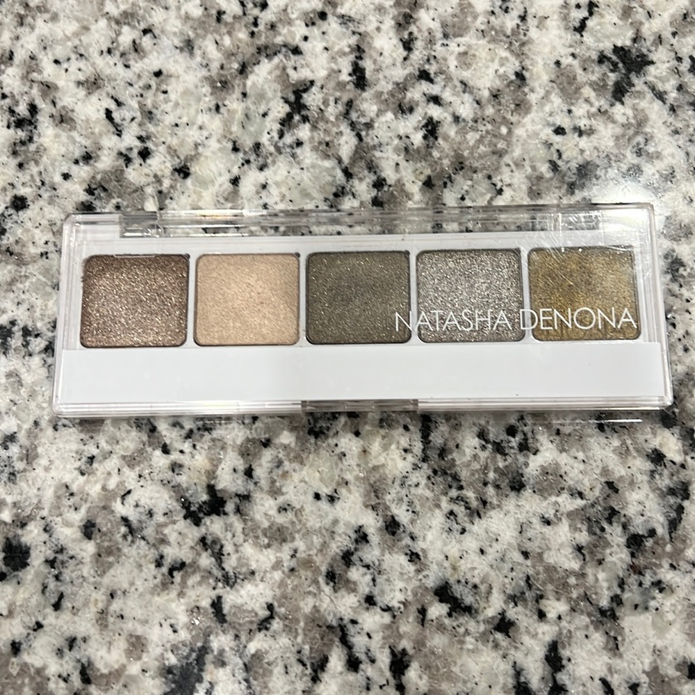 Natasha Denona eyeshadow palette
